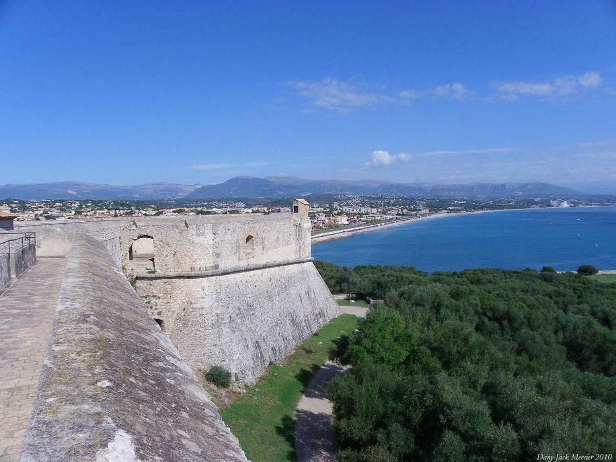 Le Rocher Antibes Exterior photo